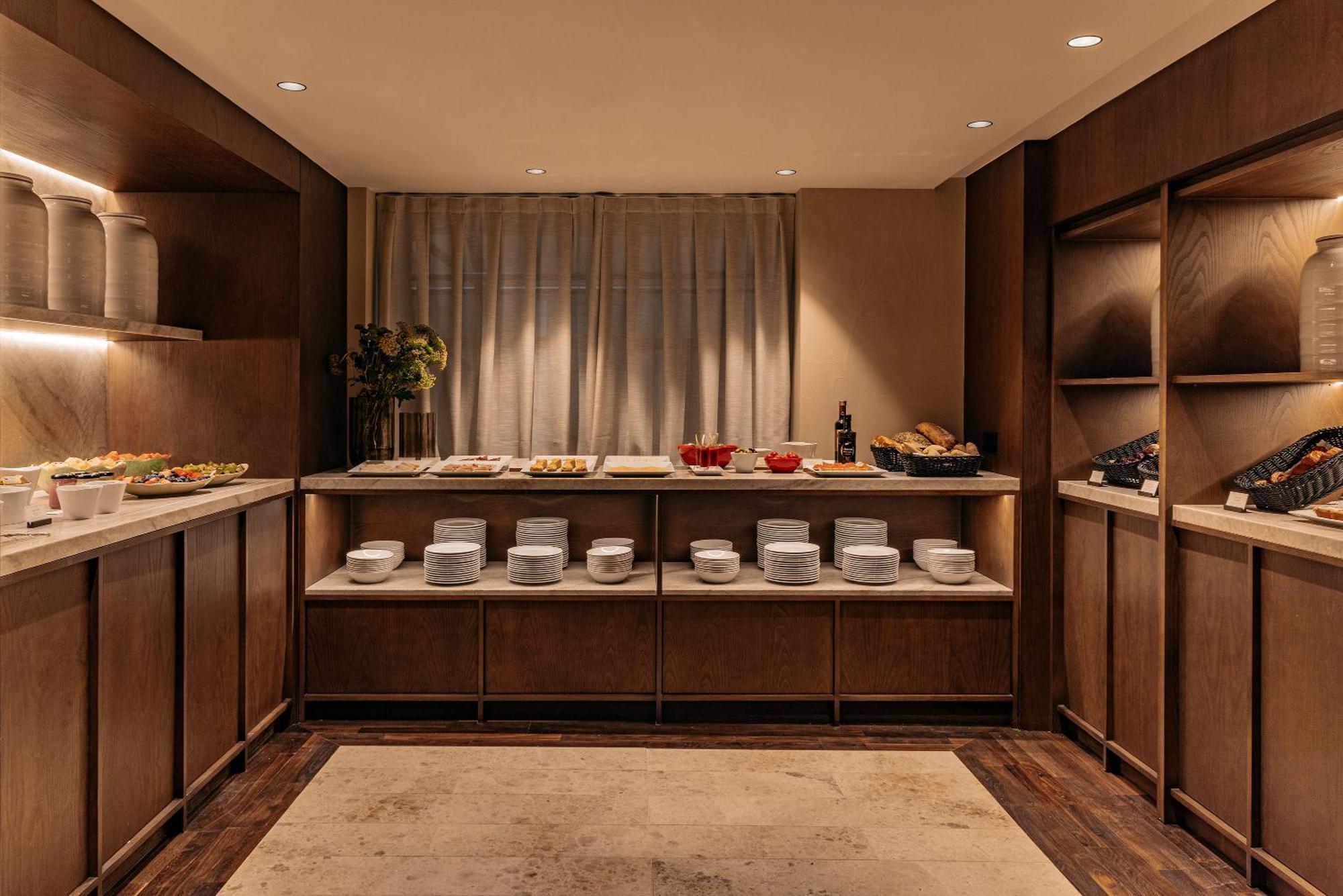 Hotel The Caesar Londra